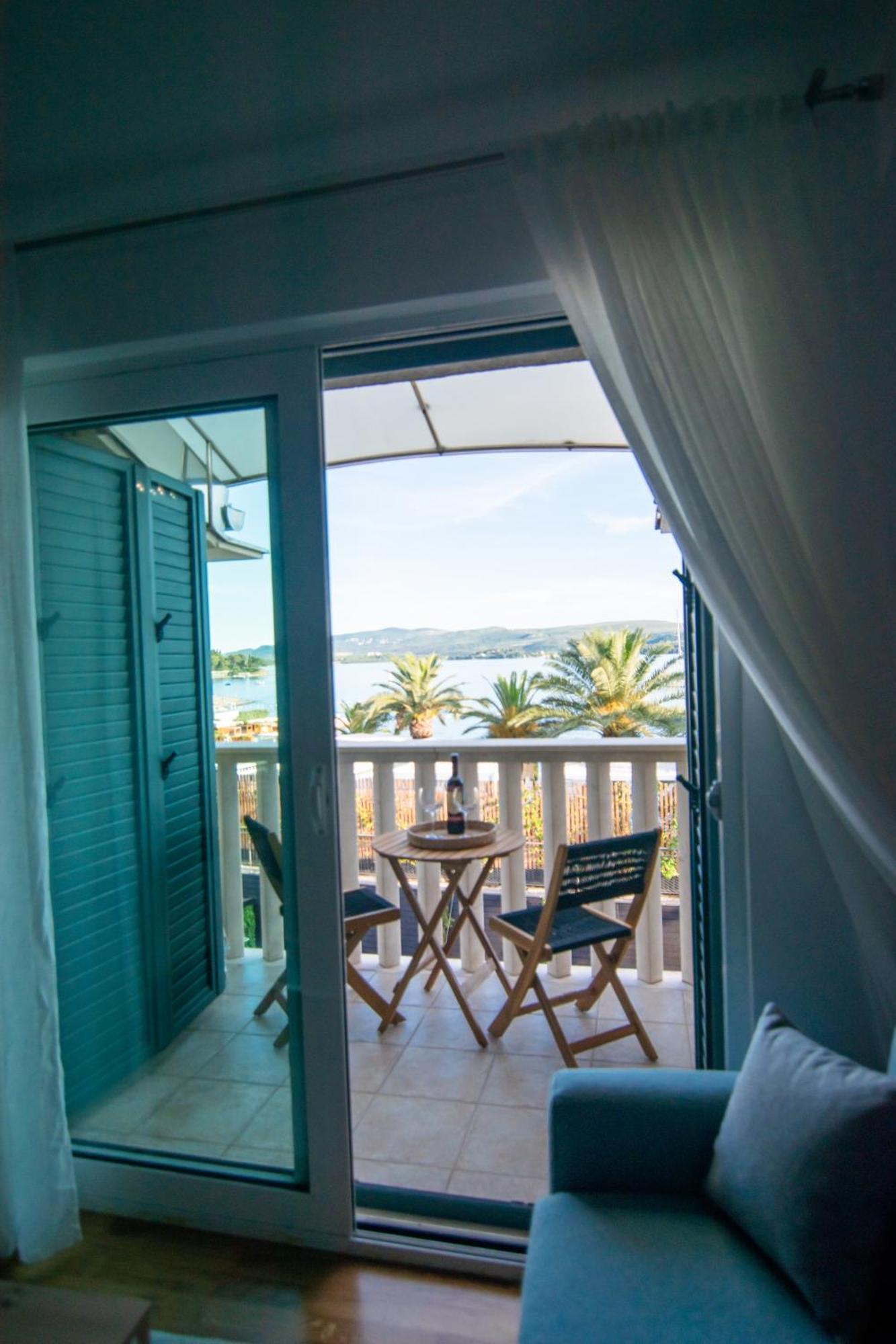 City Center Apartments Tivat Luaran gambar