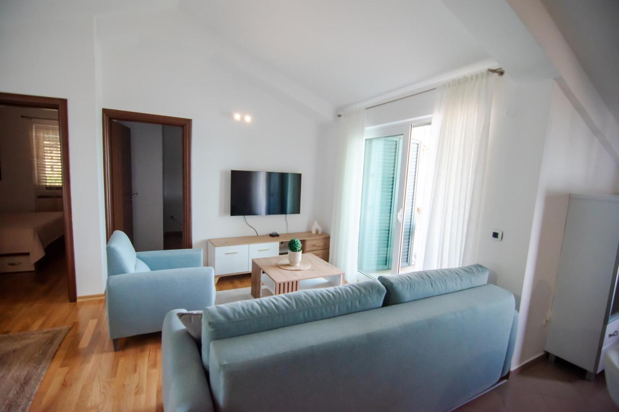 City Center Apartments Tivat Luaran gambar